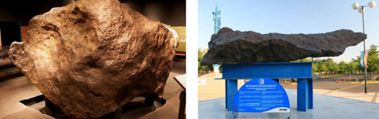 左：アーニートゥ隕石　　　右：バクビリート隕石