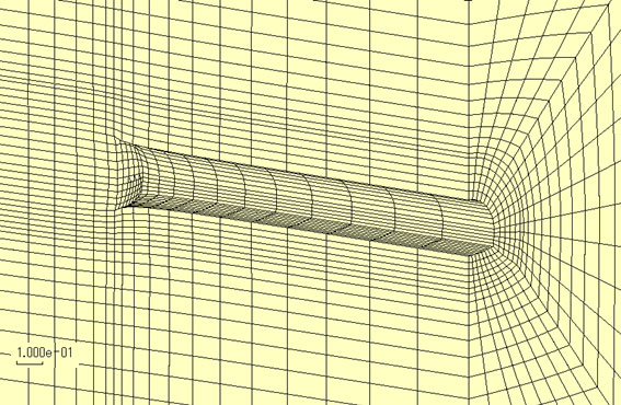 図2 瞬時掘削時の変位分布図(単位:m)